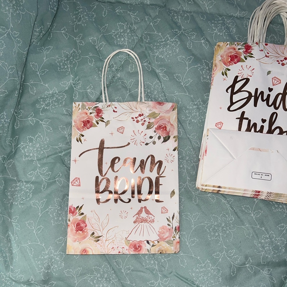 11 Bride Tribe Team Bride Floral Gift Bags